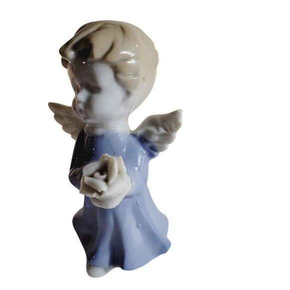 Christmas Angel Boy and Rose Sanmyro Japan Figurine with Original Label 1960s - Picture 6 of 9